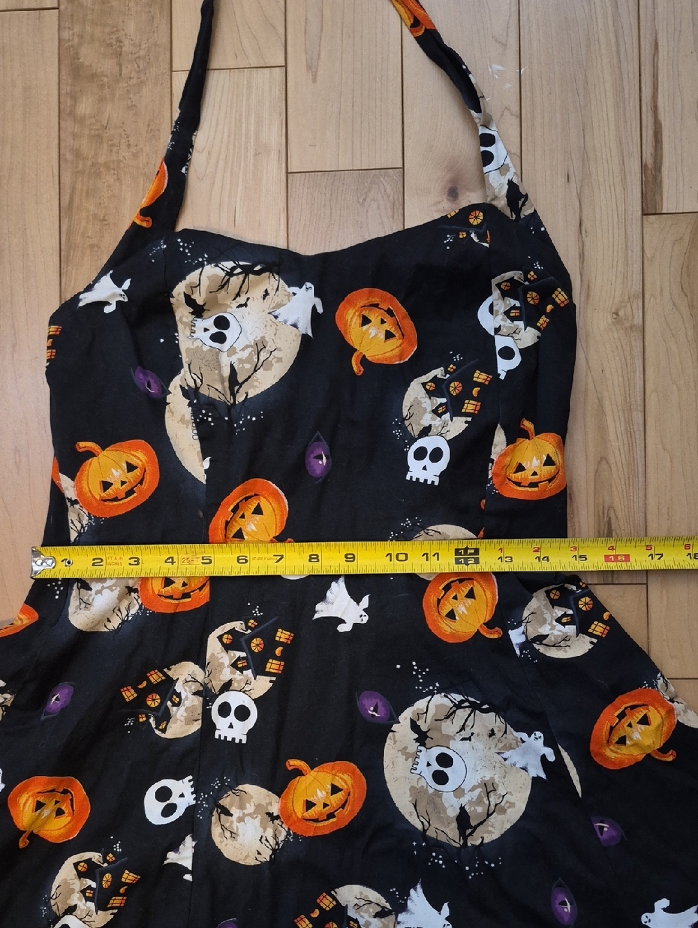 Oten Womens' Black Pumpkin & Ghost Halter Dress - Picture 5 of 6